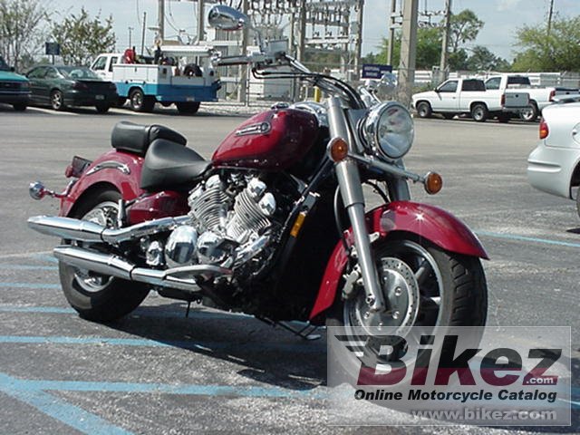 Big Ruben Lopez xvz 1300 a royal star picture and wallpaper from Bikez.com